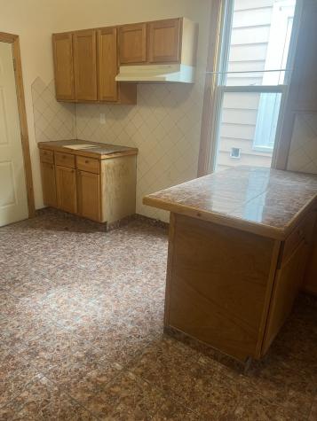 10143 South Avenue L Avenue Chicago IL 60617