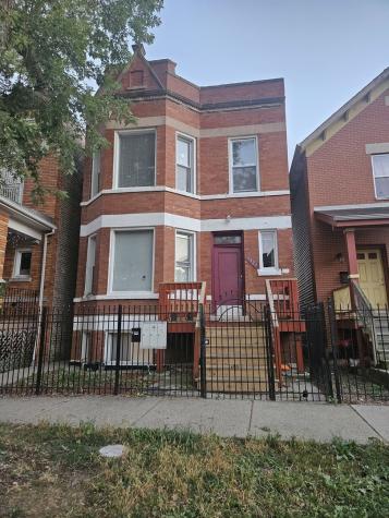 3327 West Evergreen Avenue Chicago IL 60651