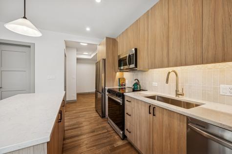 1341 West Estes Avenue Chicago IL 60626