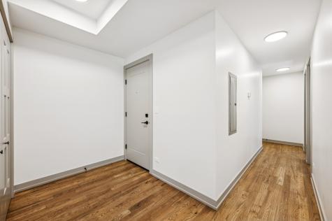 1341 West Estes Avenue Chicago IL 60626