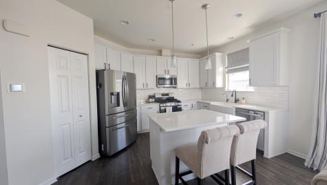 29W730 Cambridge Court Warrenville IL 60555