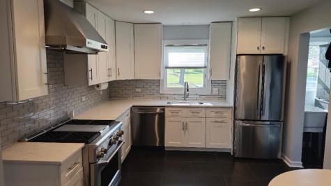 16 North Kenilworth Avenue Mount Prospect IL 60056