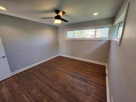 16 North Kenilworth Avenue Mount Prospect IL 60056