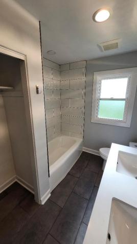 16 North Kenilworth Avenue Mount Prospect IL 60056