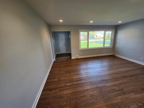16 North Kenilworth Avenue Mount Prospect IL 60056