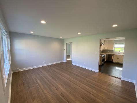 16 North Kenilworth Avenue Mount Prospect IL 60056