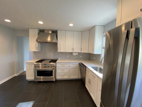 16 North Kenilworth Avenue Mount Prospect IL 60056