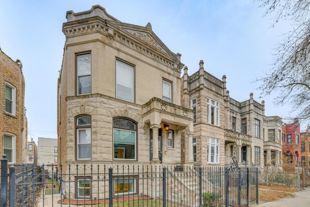 4829 South Forrestville Avenue Chicago IL 60615