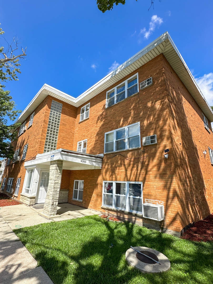 4300 North Keystone Avenue Chicago IL 60641