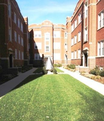 1346.5 West Estes Avenue Chicago IL 60626
