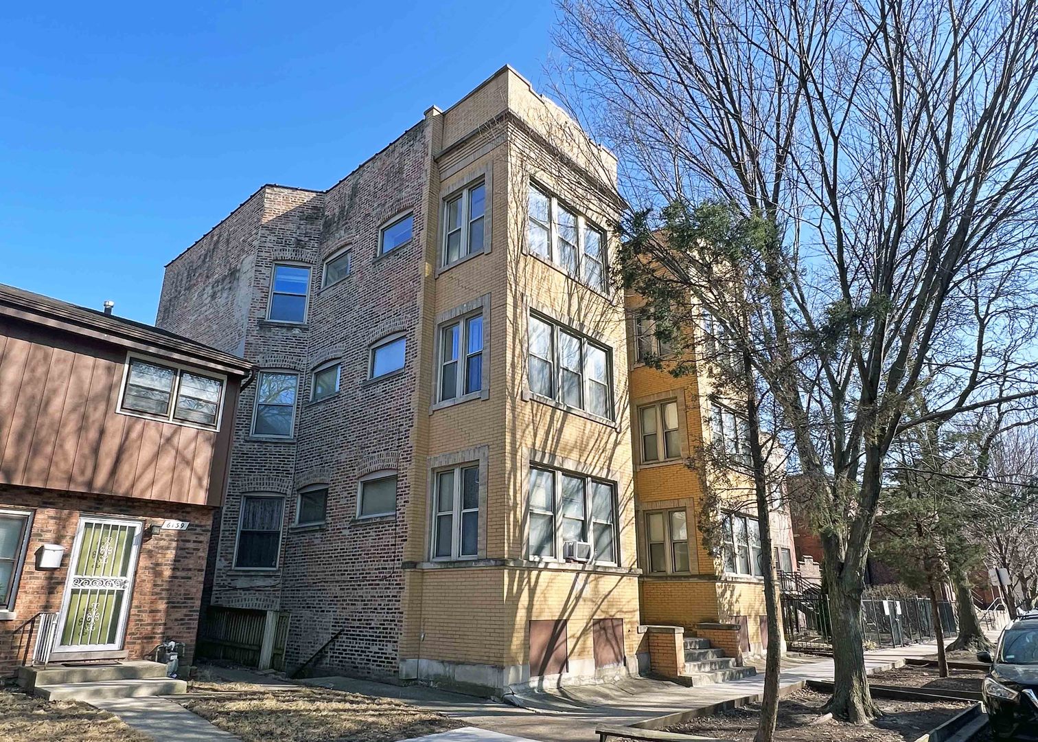 6143 South Woodlawn Avenue Chicago IL 60637
