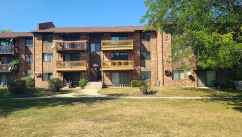 7713 Woodward Avenue Woodridge IL 60517