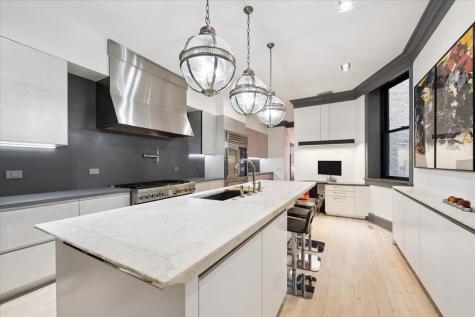 1318 North Astor Street Chicago IL 60610