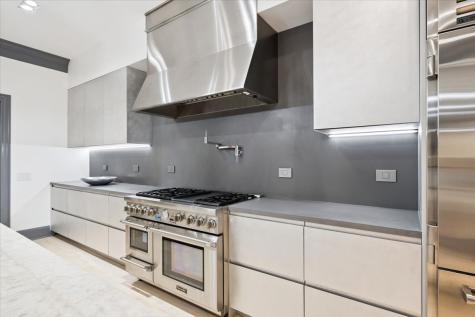 1318 North Astor Street Chicago IL 60610