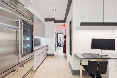 1318 North Astor Street Chicago IL 60610