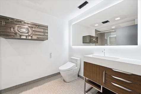 1318 North Astor Street Chicago IL 60610