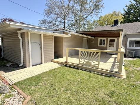 1820 Plum Street Peru IL 61354