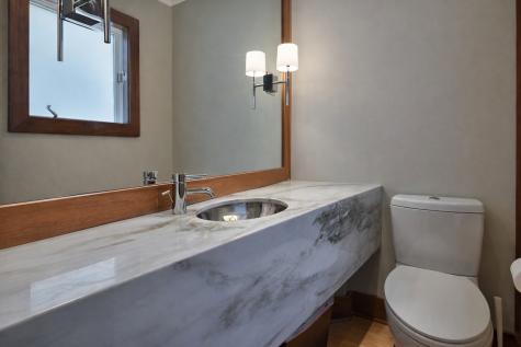 419 West Briar Place Chicago IL 60657