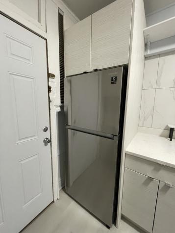 7325 North Honore Street Chicago IL 60626