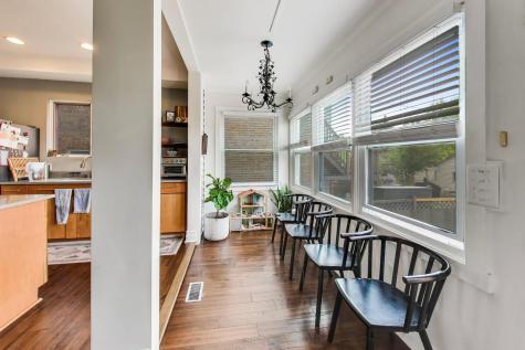 4911 West Grace Street Chicago IL 60641