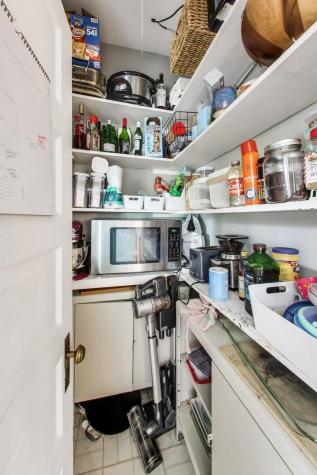 4911 West Grace Street Chicago IL 60641