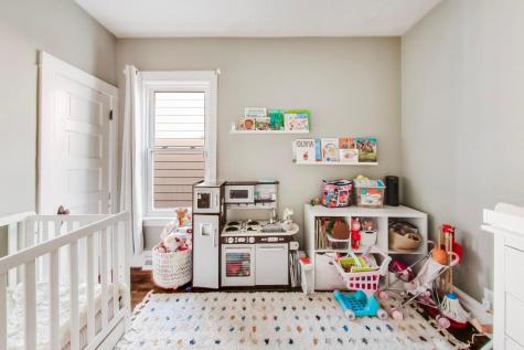 4911 West Grace Street Chicago IL 60641