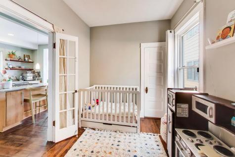 4911 West Grace Street Chicago IL 60641