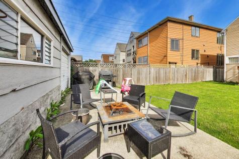 4911 West Grace Street Chicago IL 60641