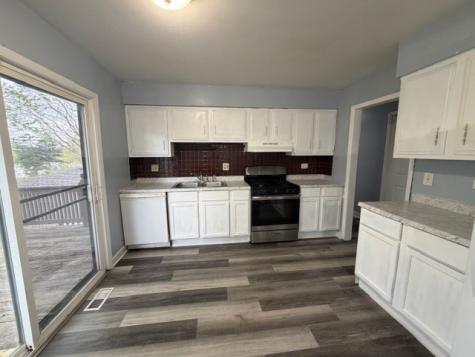 157 Plainview Drive Bolingbrook IL 60440