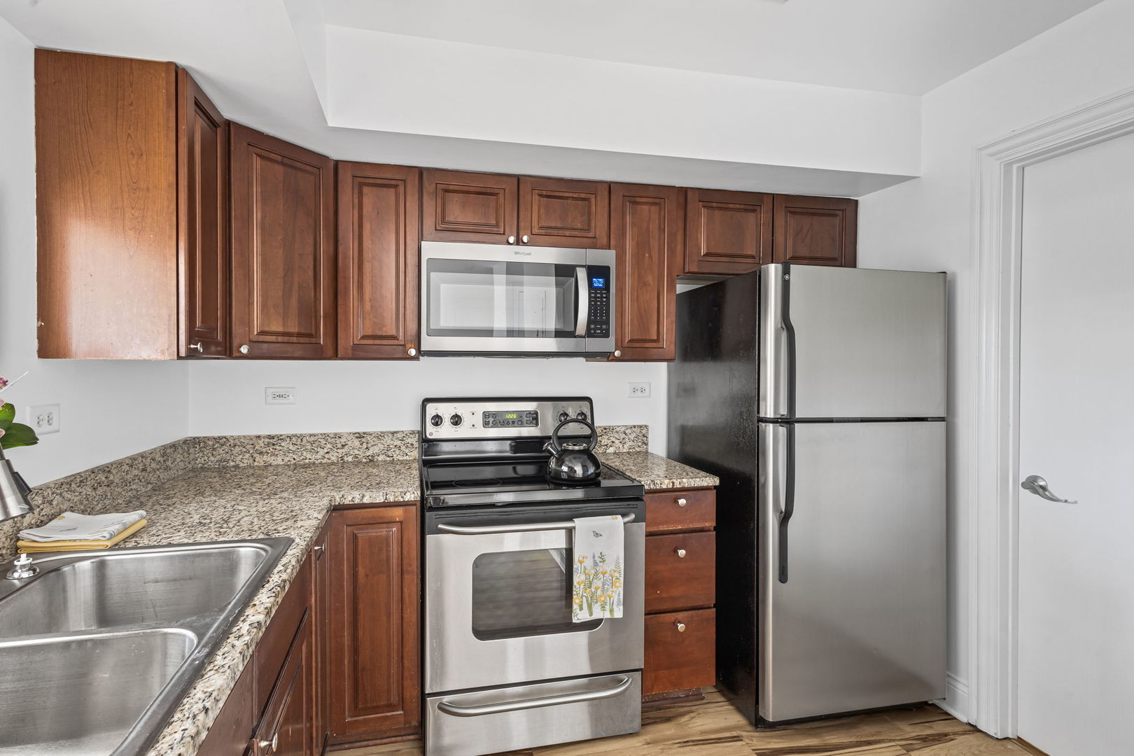 11 Foxcroft Road Naperville IL 60565