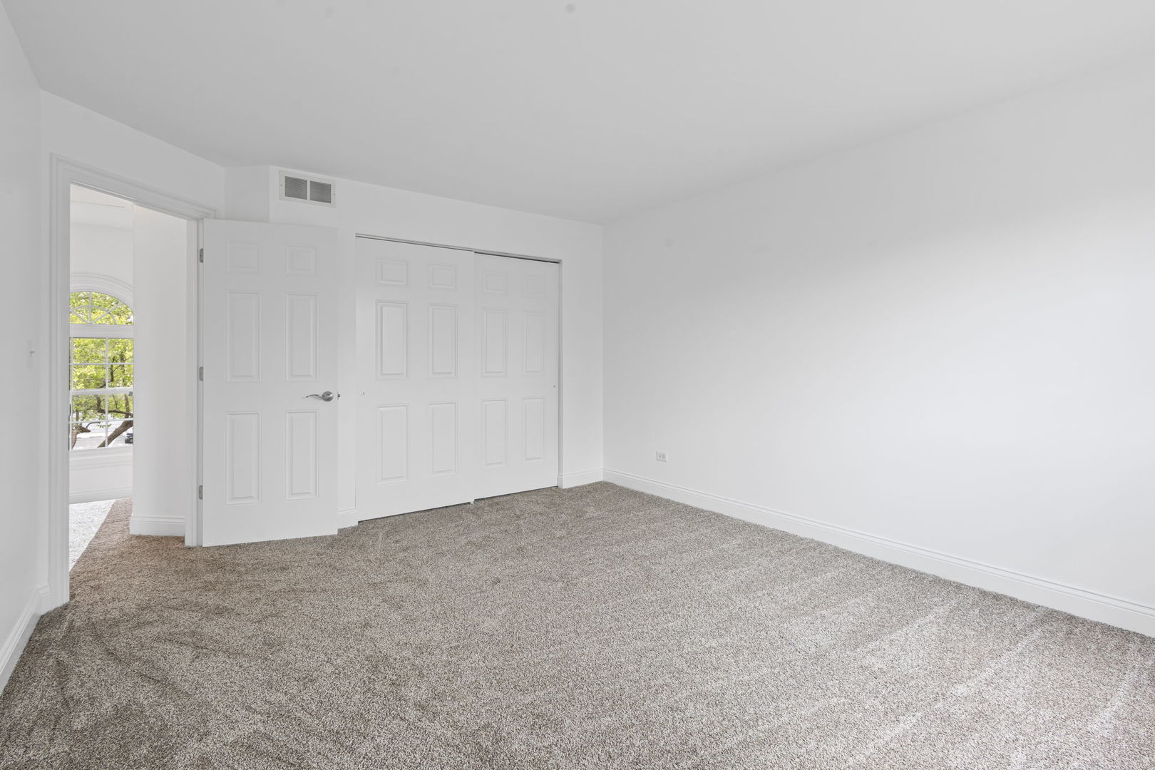 11 Foxcroft Road Naperville IL 60565
