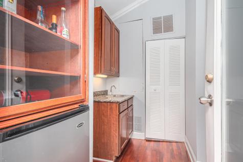 747 North Sedgwick Street Chicago IL 60654