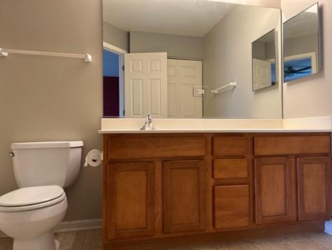 616 Lincoln Station Drive Oswego IL 60543
