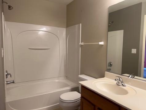 616 Lincoln Station Drive Oswego IL 60543