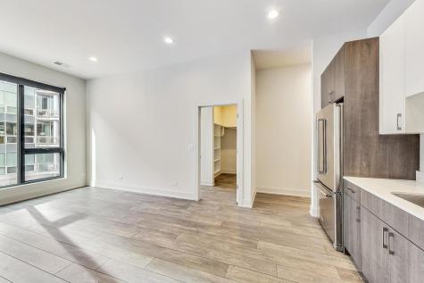 847 North Larrabee Street Chicago IL 60610