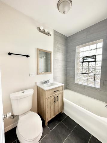 1245 North Karlov Avenue Chicago IL 60651