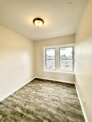 1245 North Karlov Avenue Chicago IL 60651