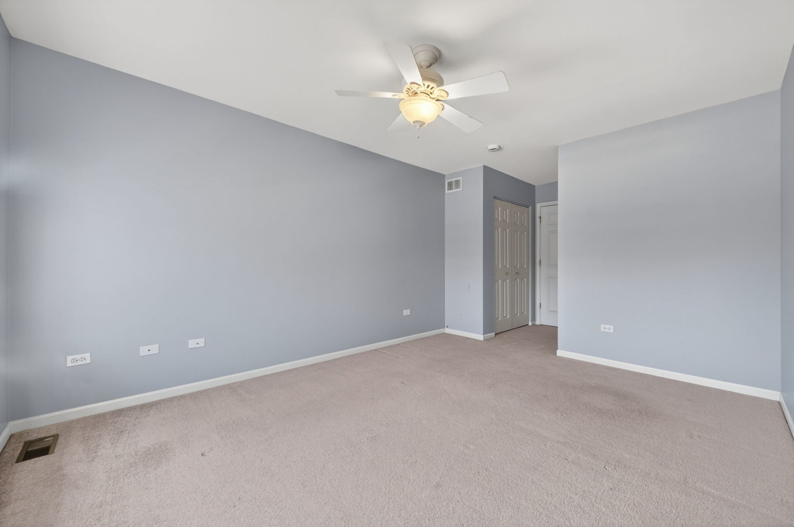 1619 Windward Court Naperville IL 60563
