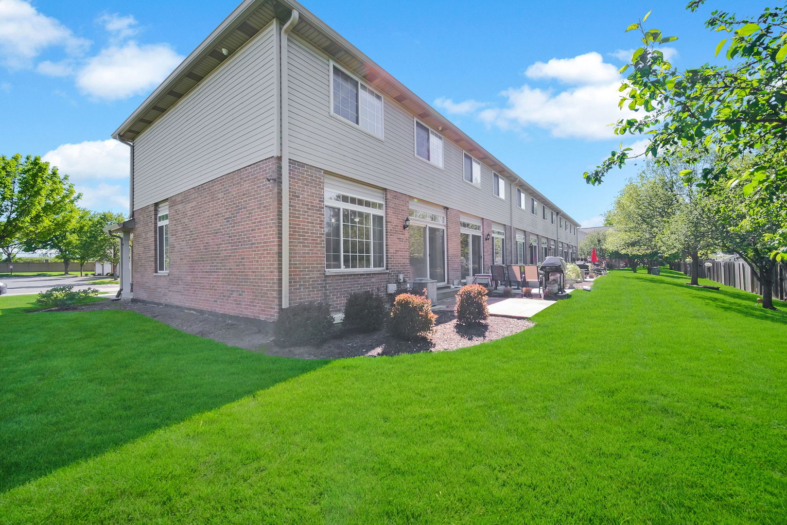 1619 Windward Court Naperville IL 60563