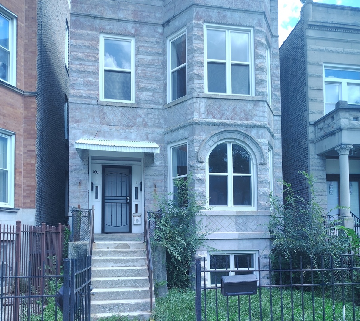 1661 South Homan Avenue Chicago IL 60638