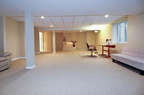 2812 Sweet Clover Way Wauconda IL 60084