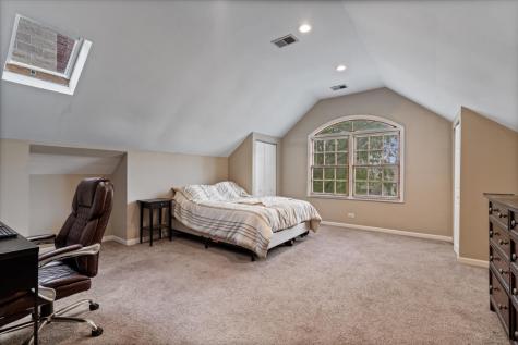 2553 North Southport Avenue Chicago IL 60614
