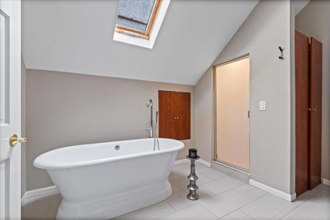 2553 North Southport Avenue Chicago IL 60614