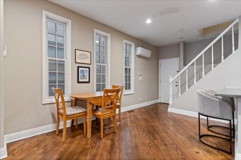 2553 North Southport Avenue Chicago IL 60614