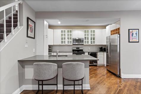 2553 North Southport Avenue Chicago IL 60614