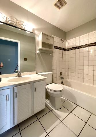 476 Harrison Court Vernon Hills IL 60061