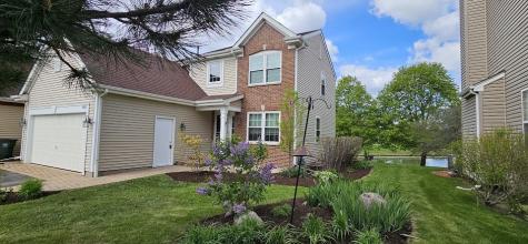 450 Rosewood Crossing Lindenhurst IL 60046