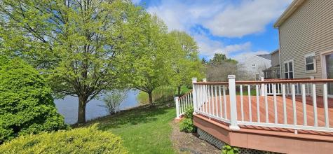 450 Rosewood Crossing Lindenhurst IL 60046