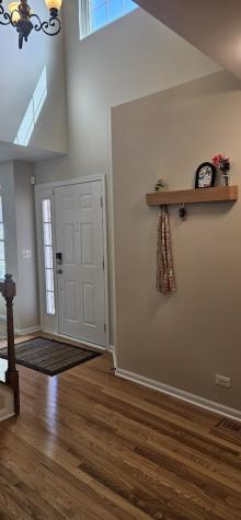 450 Rosewood Crossing Lindenhurst IL 60046