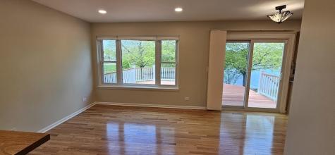 450 Rosewood Crossing Lindenhurst IL 60046
